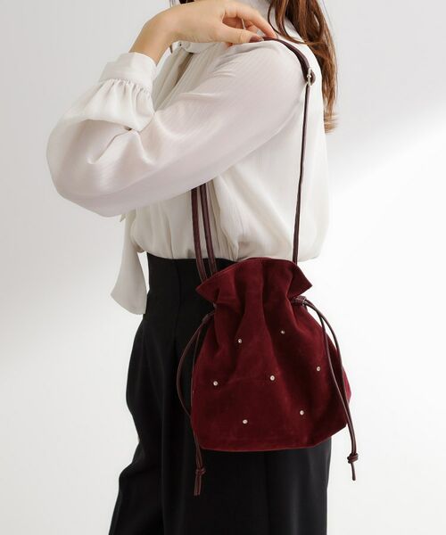 grove / グローブ ショルダーバッグ | スタッズスエード調巾着ショルダー(ボルドー(064))