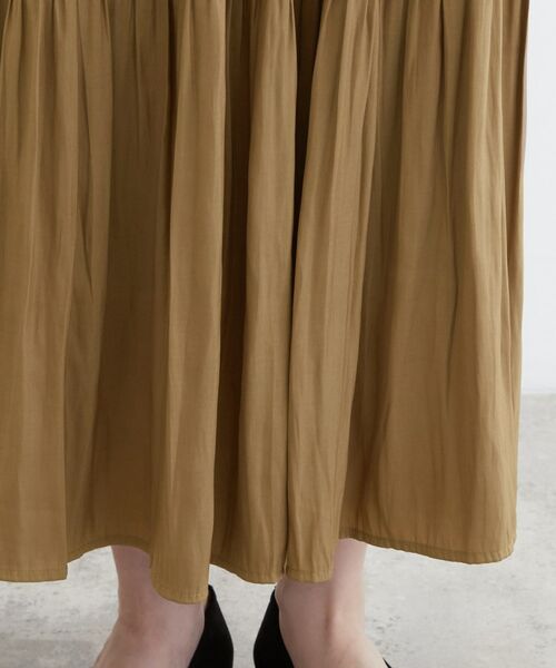 grove / グローブ ロング・マキシ丈スカート | 軽やかに体型カバーも叶う　シャーリングティアードスカート | 詳細14