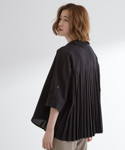 grove/グローブ 【2WAY】1枚でも羽織っても。使える大人のシャツスタイル ブラック(019) 04(LL) grove/グローブ 【2WAY】1枚でも羽織っても。使える大人のシャツスタイル ブラック(019) 04(LL)