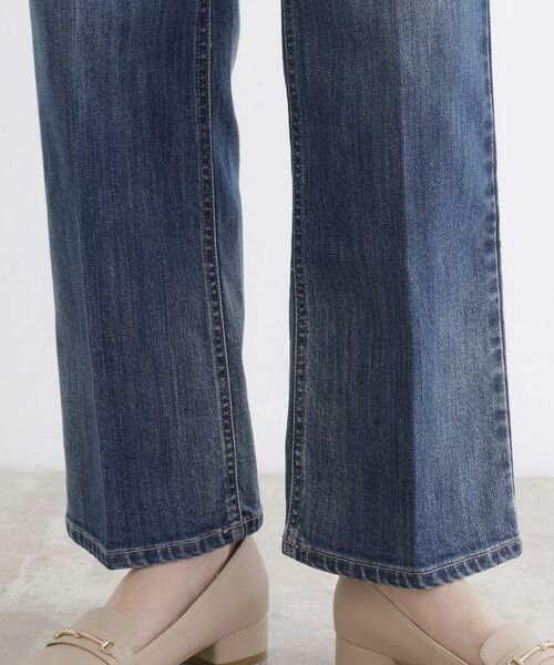 grove / グローブ デニムパンツ | 【美シルエット/選べる着丈】大人のためのソフトフレアーデニム | 詳細19
