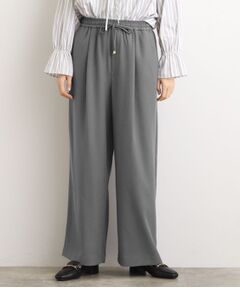 grove / グローブ パンツ | きれい見えとリラックス感を両立。秋の大人カジュアルに効くイージーパンツ