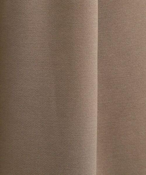 grove / グローブ パンツ | きれい見えとリラックス感を両立。秋の大人カジュアルに効くイージーパンツ | 詳細12