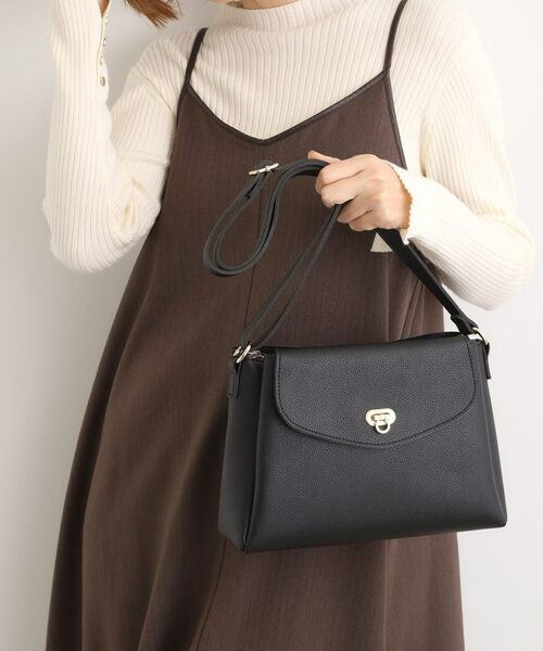 grove / グローブ ショルダーバッグ | 人間工学フラップ3層ショルダー(ブラック(019))