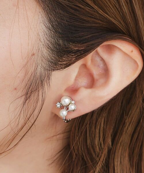 grove / グローブ ピアス・イヤリング | 痛くなりにくいパール調ビジューイヤリング | 詳細4