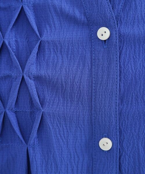 grove / グローブ シャツ・ブラウス | 【貴島明日香さん着用/体型カバー】ON・OFF使えるスモッキングタックブラウス | 詳細25