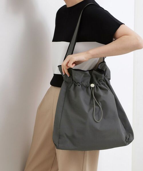 grove / グローブ ショルダーバッグ | 【撥水】巾着トリミングワンショルダー（チャコールグレー(013)）