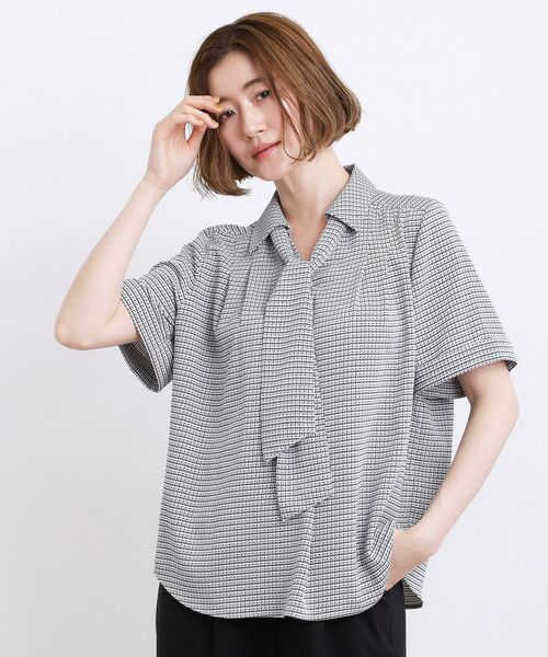 grove / グローブ シャツ・ブラウス | 半袖になって再登場!【洗える】チャーム付きマルチWAYボウタイブラウス | 詳細23