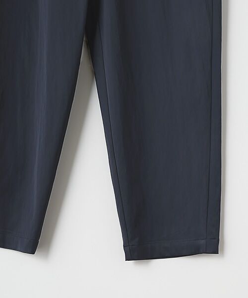 Harriss / ハリス その他パンツ | サテンテーパードパンツ | 詳細4