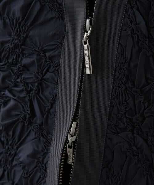 HIROKO BIS / ヒロコビス ダウンジャケット・ベスト | ライナー付きシャーリング刺繍コート | 詳細8