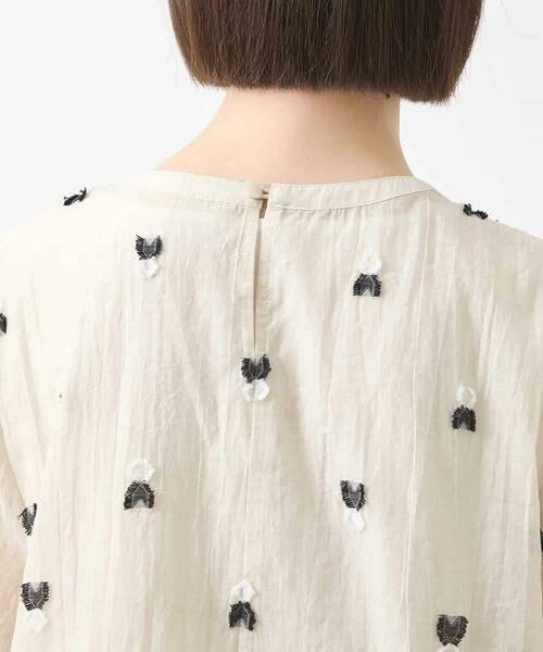 HIROKO BIS / ヒロコビス シャツ・ブラウス | エスニックモチーフコンパクトブラウス /洗える | 詳細4