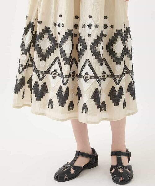 HIROKO BIS / ヒロコビス ロング・マキシ丈スカート | エスニックモチーフシャーリングスカート /洗える | 詳細13