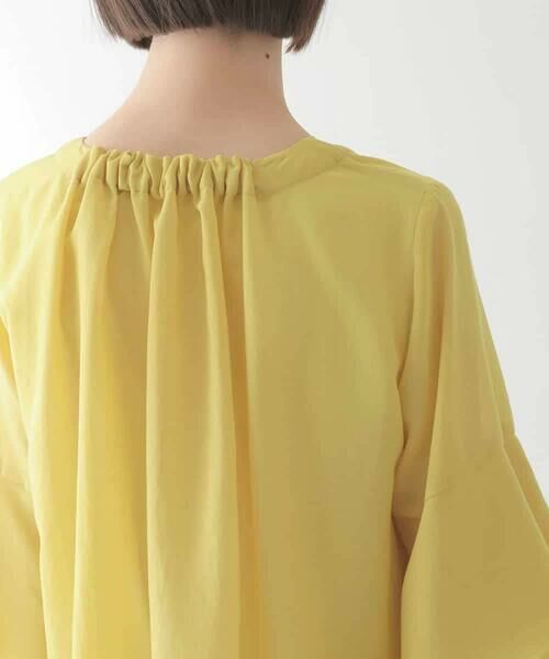 HIROKO BIS / ヒロコビス シャツ・ブラウス | タックフレアエアリーブラウス /洗濯機で洗える | 詳細3