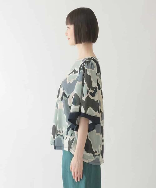 HIROKO BIS / ヒロコビス カットソー | 迷彩フラワーフレアスリーブカットソー /洗濯機で洗える | 詳細1