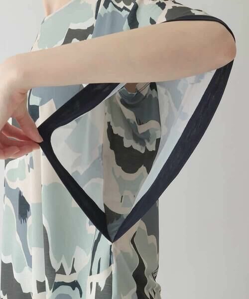 HIROKO BIS / ヒロコビス カットソー | 迷彩フラワーフレアスリーブカットソー /洗濯機で洗える | 詳細8