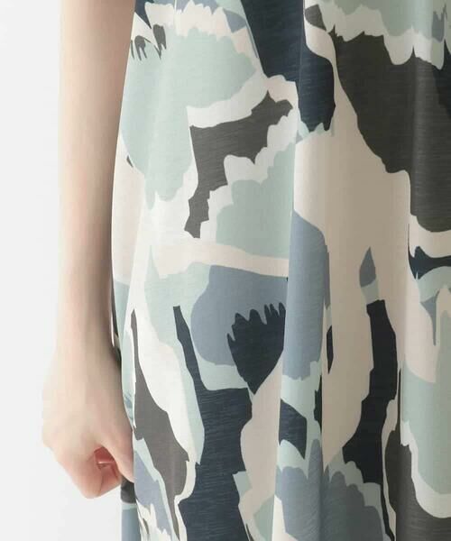 HIROKO BIS / ヒロコビス ロング・マキシ丈ワンピース | 迷彩フラワーコクーンデザインワンピース /洗濯機で洗える | 詳細7