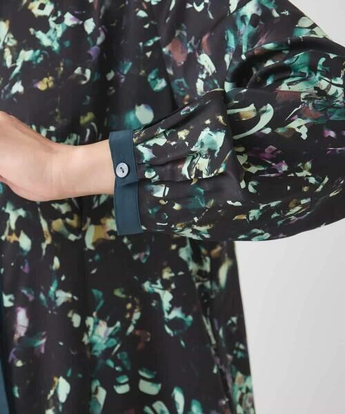 HIROKO BIS / ヒロコビス ロング・マキシ丈ワンピース | リーフプリントバンドカラーワンピース /洗濯機で洗える | 詳細8