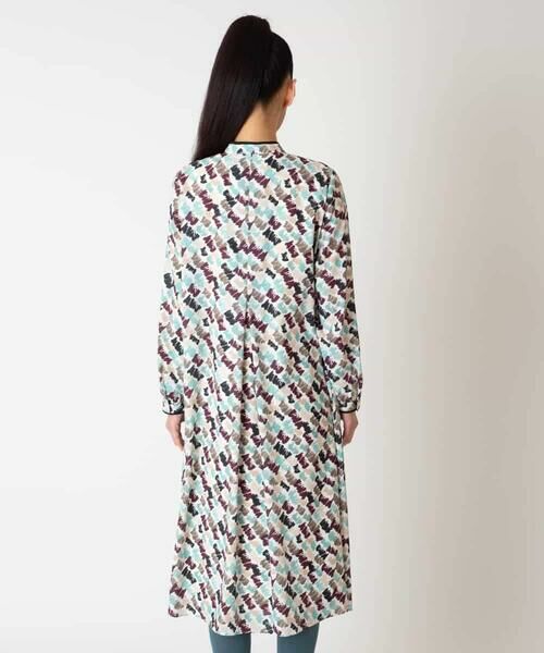 HIROKO BIS / ヒロコビス ロング・マキシ丈ワンピース | ペイント柄タックフレアワンピース /洗濯機で洗える | 詳細3