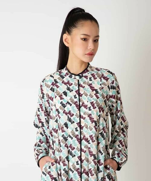 HIROKO BIS / ヒロコビス ロング・マキシ丈ワンピース | ペイント柄タックフレアワンピース /洗濯機で洗える | 詳細4