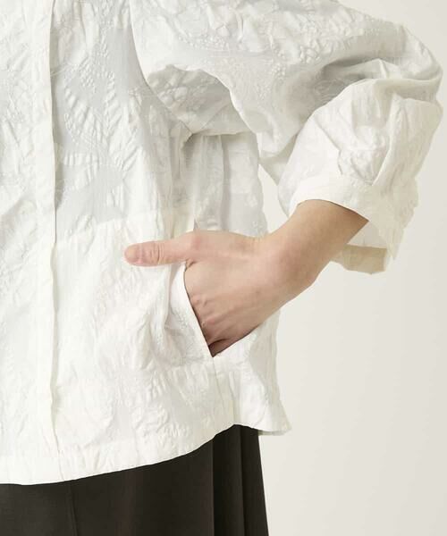 HIROKO BIS / ヒロコビス シャツ・ブラウス | ボタニカルモチーフショートブラウス | 詳細5