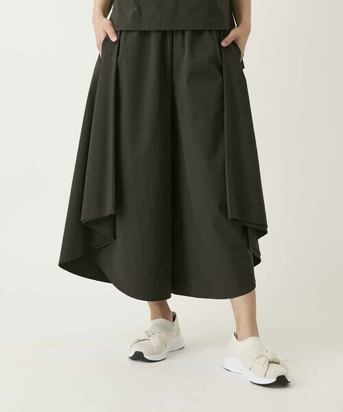 HIROKO BIS / ヒロコビス その他パンツ | サークルヘムドレープフレアパンツ（カーキ）