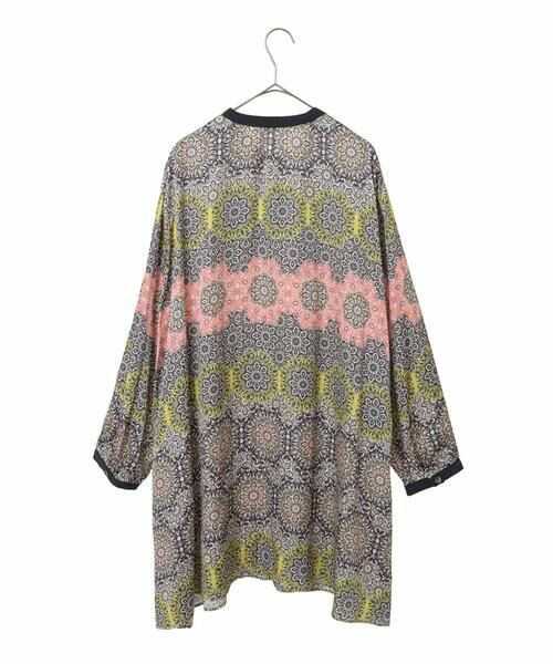 HIROKO BIS GRANDE / ヒロコビス グランデ チュニック | 【大きいサイズ】ヴィンテージ風総柄ブラウス /洗濯機で洗える | 詳細1