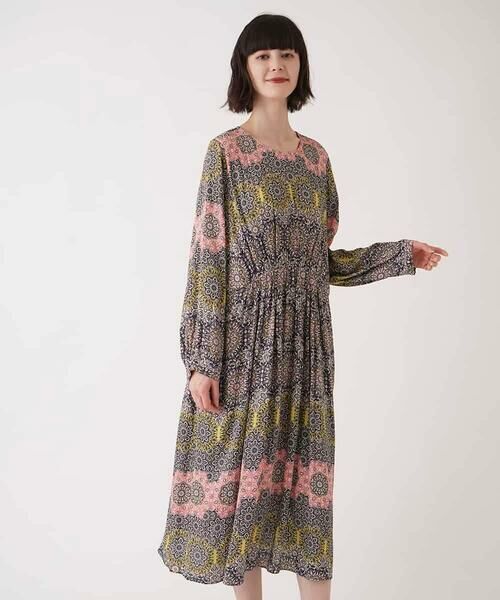 HIROKO BIS GRANDE / ヒロコビス グランデ ロング・マキシ丈ワンピース | 【大きいサイズ】ヴィンテージ風モチーフ総柄ワンピース /洗濯機で洗える | 詳細14