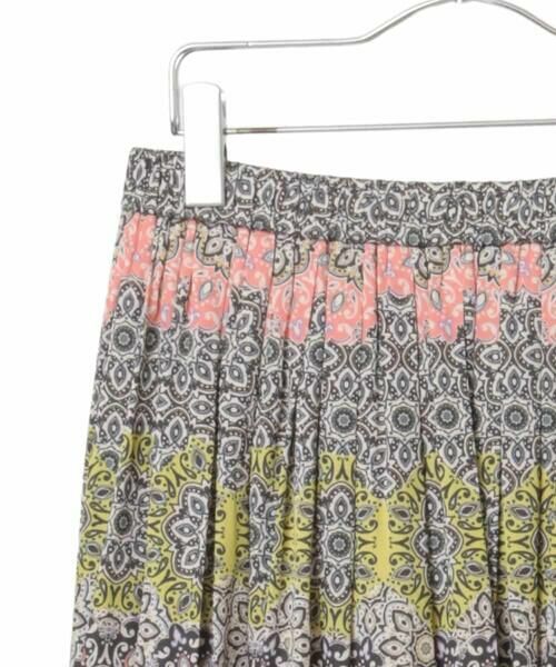 HIROKO BIS GRANDE / ヒロコビス グランデ ロング・マキシ丈スカート | 【大きいサイズ】ヴィンテージ風総柄フレアスカート /洗濯機で洗える | 詳細2