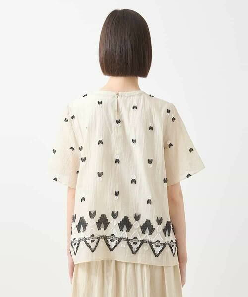 HIROKO BIS GRANDE / ヒロコビス グランデ シャツ・ブラウス | 【大きいサイズ】エスニックモチーフコンパクトブラウス /洗える | 詳細2