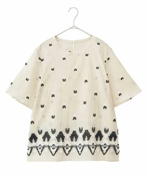 HIROKO BIS GRANDE / ヒロコビス グランデ シャツ・ブラウス | 【大きいサイズ】エスニックモチーフコンパクトブラウス /洗える(ベージュ)