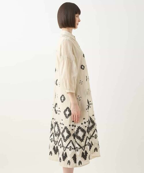 HIROKO BIS GRANDE / ヒロコビス グランデ ロング・マキシ丈ワンピース | 【大きいサイズ】エスニックモチーフドレス /洗える | 詳細12