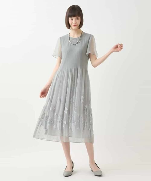 HIROKO BIS GRANDE / ヒロコビス グランデ ロング・マキシ丈ワンピース | 【大きいサイズ】ドットフラワーシャーリング切り替えワンピース | 詳細13