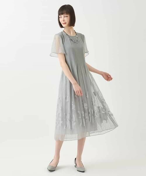 HIROKO BIS GRANDE / ヒロコビス グランデ ロング・マキシ丈ワンピース | 【大きいサイズ】ドットフラワーシャーリング切り替えワンピース | 詳細14