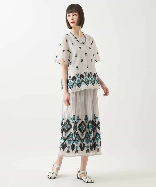 HIROKO BIS GRANDE / ヒロコビス グランデ ロング・マキシ丈スカート | 【大きいサイズ】エスニックモチーフシャーリングスカート /洗える | 詳細10