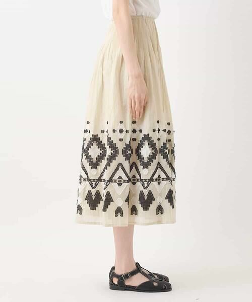 HIROKO BIS GRANDE / ヒロコビス グランデ ロング・マキシ丈スカート | 【大きいサイズ】エスニックモチーフシャーリングスカート /洗える | 詳細12