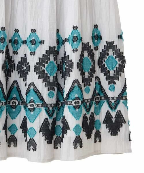 HIROKO BIS GRANDE / ヒロコビス グランデ ロング・マキシ丈スカート | 【大きいサイズ】エスニックモチーフシャーリングスカート /洗える | 詳細3