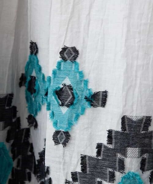 HIROKO BIS GRANDE / ヒロコビス グランデ ロング・マキシ丈スカート | 【大きいサイズ】エスニックモチーフシャーリングスカート /洗える | 詳細4