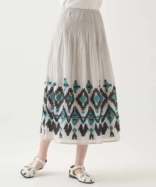 HIROKO BIS GRANDE / ヒロコビス グランデ ロング・マキシ丈スカート | 【大きいサイズ】エスニックモチーフシャーリングスカート /洗える | 詳細6