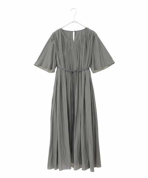 HIROKO BIS GRANDE / ヒロコビス グランデ ロング・マキシ丈ワンピース | 【大きいサイズ】タックデザインワンピース /洗濯機で洗える(カーキ)