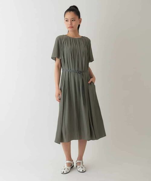 HIROKO BIS GRANDE / ヒロコビス グランデ ロング・マキシ丈ワンピース | 【大きいサイズ】タックデザインワンピース /洗濯機で洗える | 詳細18
