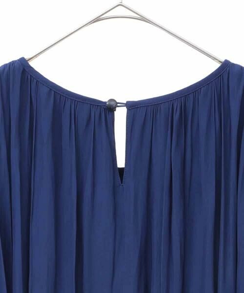 HIROKO BIS GRANDE / ヒロコビス グランデ ロング・マキシ丈ワンピース | 【大きいサイズ】タックデザインワンピース /洗濯機で洗える | 詳細3