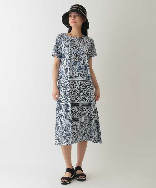 HIROKO BIS GRANDE / ヒロコビス グランデ ロング・マキシ丈ワンピース | 【大きいサイズ】フラワープリントAラインワンピース /洗濯機で洗える | 詳細16