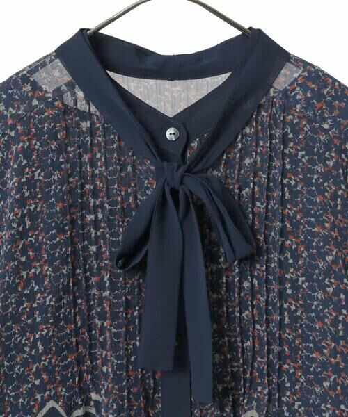 HIROKO BIS GRANDE / ヒロコビス グランデ シャツ・ブラウス | 【大きいサイズ/ボウタイ付き】楊柳シフォンフラワープリントブラウス /洗える | 詳細2