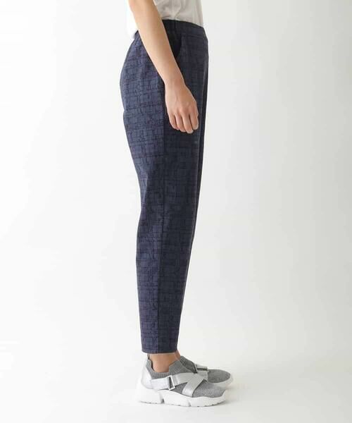 HIROKO BIS GRANDE / ヒロコビス グランデ チノ・ワークパンツ | 【大きいサイズ】アブストラクトデザインチェックパンツ /洗濯機で洗える | 詳細1