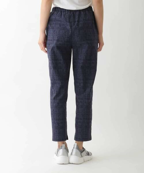 HIROKO BIS GRANDE / ヒロコビス グランデ チノ・ワークパンツ | 【大きいサイズ】アブストラクトデザインチェックパンツ /洗濯機で洗える | 詳細3