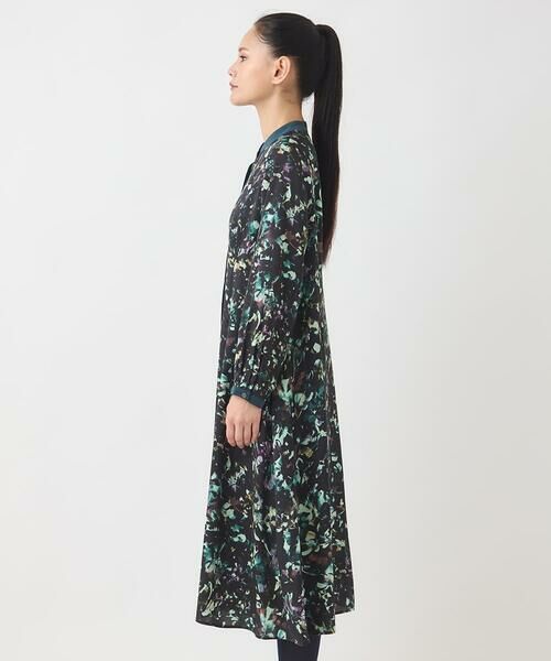 HIROKO BIS GRANDE / ヒロコビス グランデ ロング・マキシ丈ワンピース | 【大きいサイズ】リーフプリントバンドカラーワンピース /洗濯機で洗える | 詳細10
