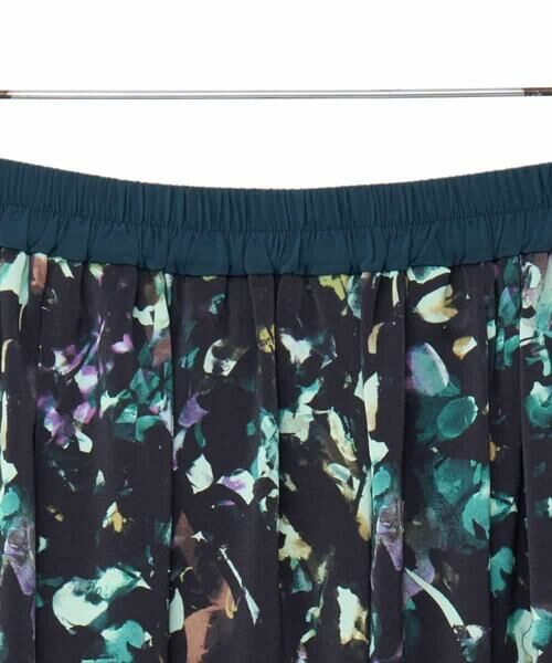 HIROKO BIS GRANDE / ヒロコビス グランデ ロング・マキシ丈スカート | 【大きいサイズ】リーフプリントスカート /洗濯機で洗える | 詳細3