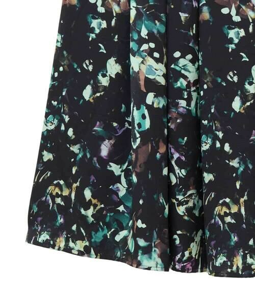 HIROKO BIS GRANDE / ヒロコビス グランデ ロング・マキシ丈スカート | 【大きいサイズ】リーフプリントスカート /洗濯機で洗える | 詳細4