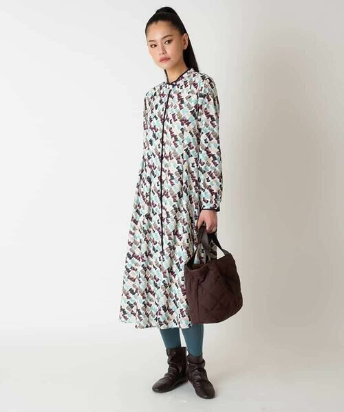 HIROKO BIS GRANDE / ヒロコビス グランデ ロング・マキシ丈ワンピース | 【大きいサイズ】ペイント柄タックフレアワンピース /洗濯機で洗える | 詳細13