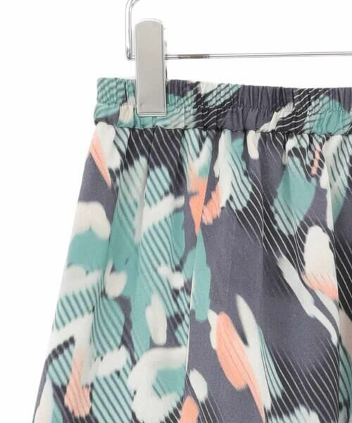 HIROKO BIS GRANDE / ヒロコビス グランデ ロング・マキシ丈スカート | 【大きいサイズ】デジタルフラワープリントスカート /洗える | 詳細2