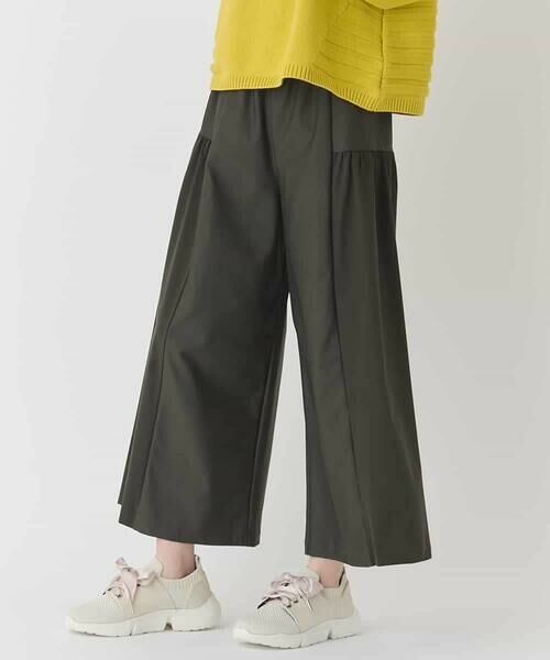 HIROKO BIS GRANDE / ヒロコビス グランデ その他パンツ | 【大きいサイズ/日本製】エアシルキー切り替えギャザーパンツ（カーキ）